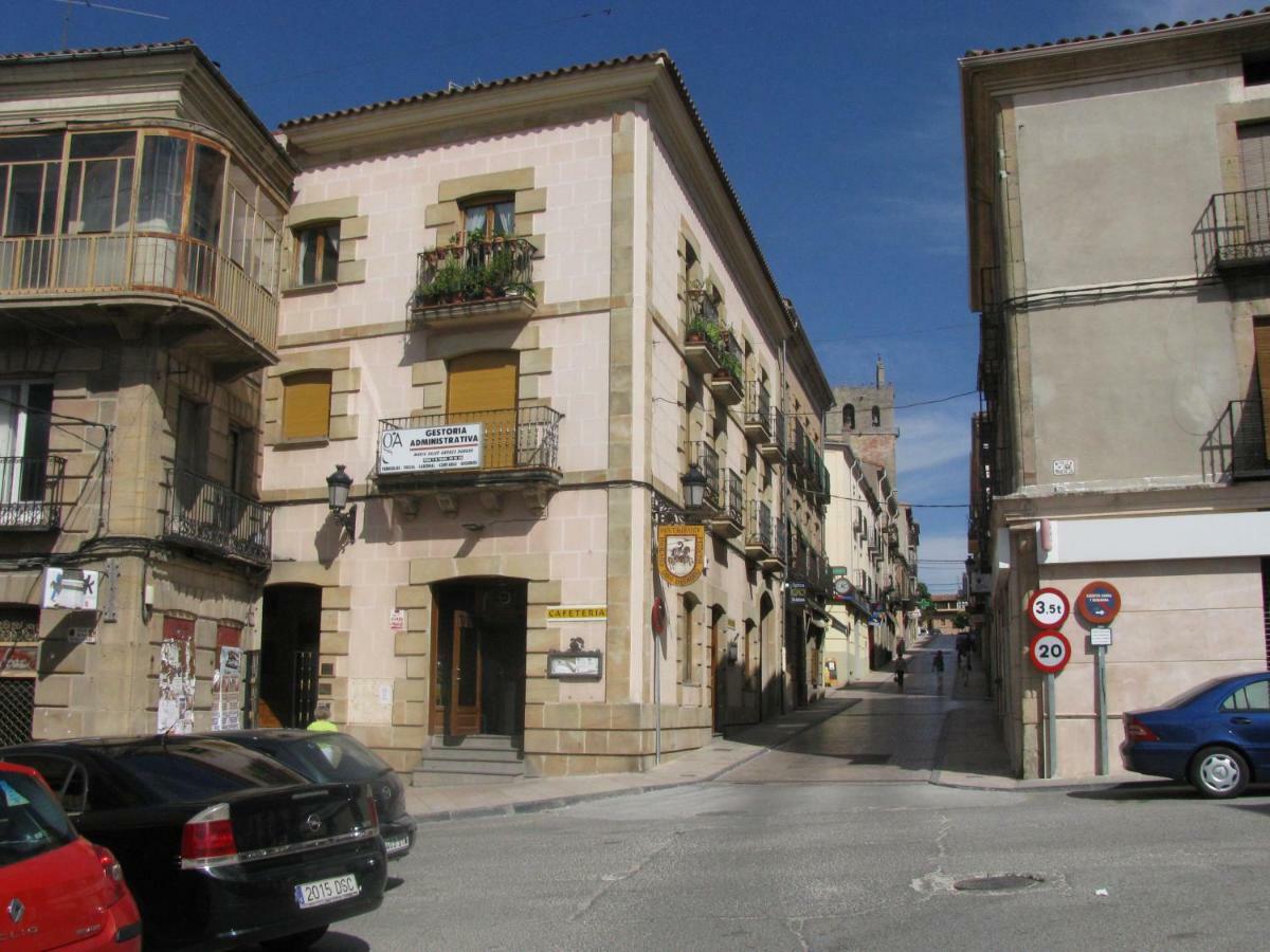 Apartamento Turistico Sigueenza מראה חיצוני תמונה